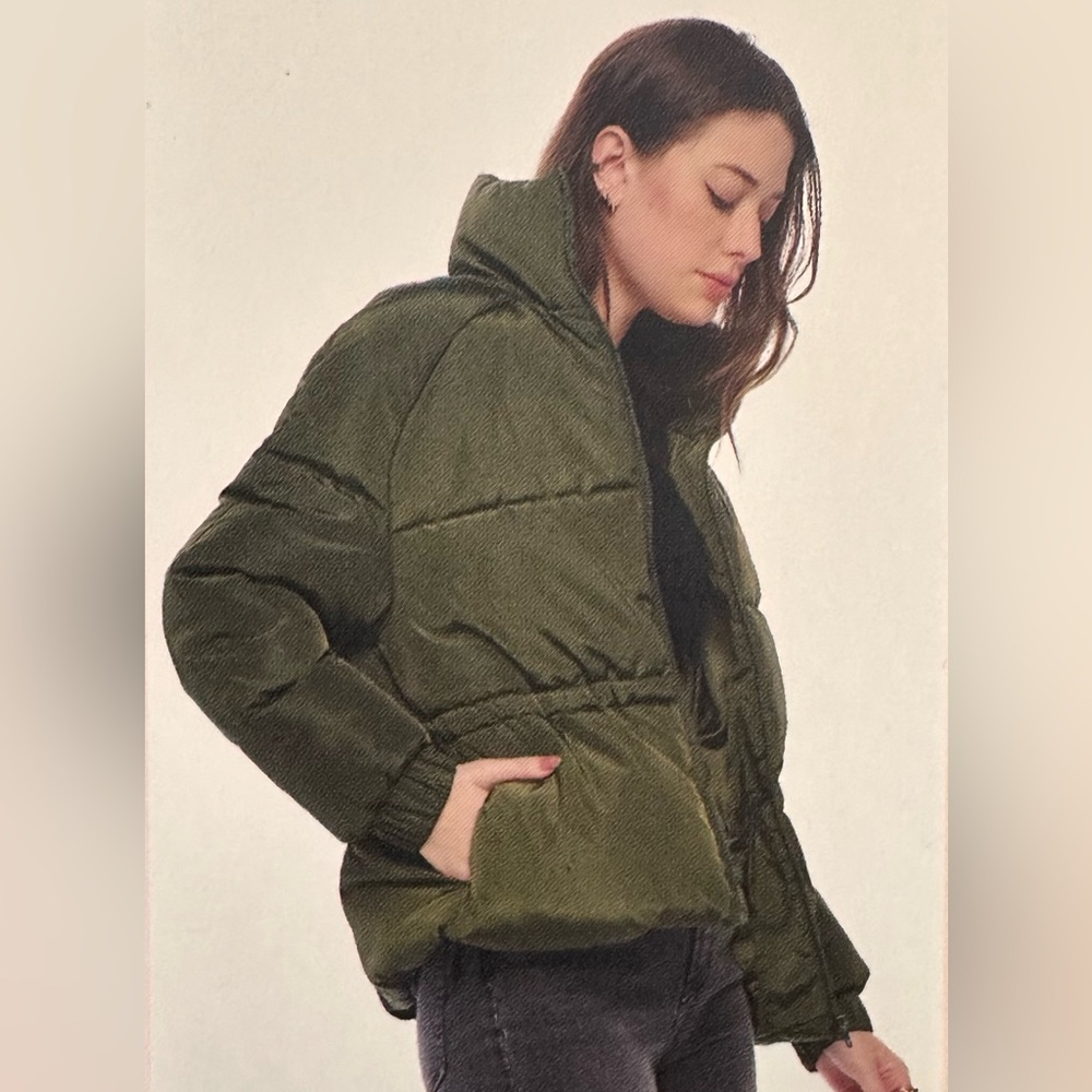 Ci Sono NWT Green Puffer Jacket - Size M